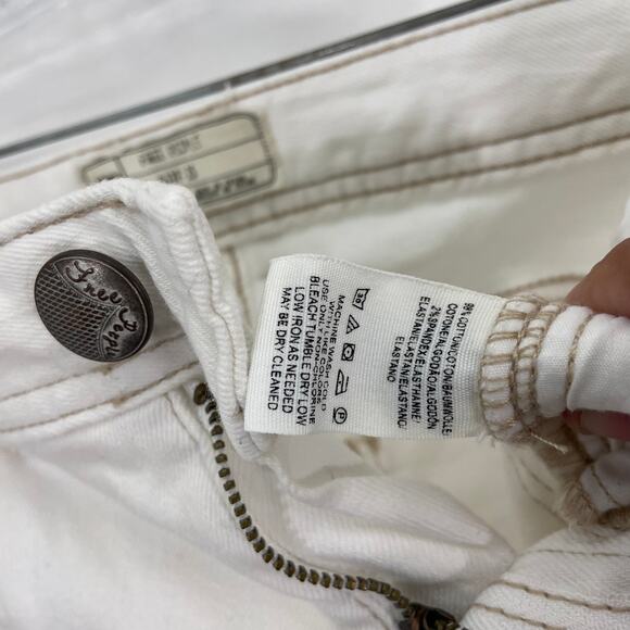 Free People Distressed Jeans - Picture 4 of 8